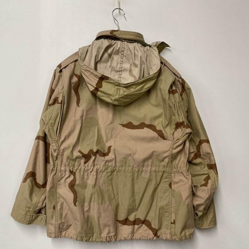 【中古品】【メンズ】 U.S.ARMY ユーエスアーミー SP0100-99-D-0303 COAT COLD WEATHER FIELD DESERT CAMOUFLAGE PATTERN コート コールドウェザー フィールド デザート カモフラージュ パターン アウター 146-260414-kh-07-izu カラー：マルチ 万代Net店