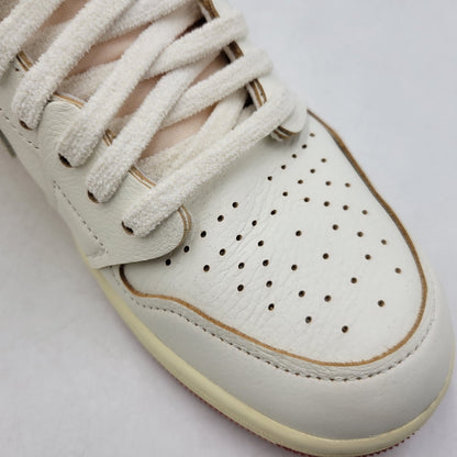 【中古品】【メンズ】 NIKE ナイキ DB4612-100 WOMEN'S AIR JORDAN 1 RETRO HIGH OG RARE AIR ウィメンズ エア ジョーダン 1 レトロ ハイ OG レア エア シナバー スニーカー 靴 160-260416-kh-13-izu サイズ：27.5 カラー：SAIL/CINNABAR-LIGHT 万代Net店