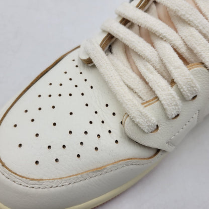 【中古品】【メンズ】 NIKE ナイキ DB4612-100 WOMEN'S AIR JORDAN 1 RETRO HIGH OG RARE AIR ウィメンズ エア ジョーダン 1 レトロ ハイ OG レア エア シナバー スニーカー 靴 160-260416-kh-13-izu サイズ：27.5 カラー：SAIL/CINNABAR-LIGHT 万代Net店
