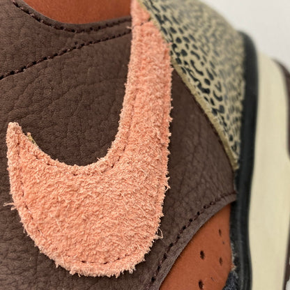 【中古品】【メンズ】 NIKE SB ナイキエスビー × ARTS REC アーツレック AIR TRAINER 1 QS IF0501-200 エア トレーナー 1 QS スニーカー シューズ 靴 160-260416-as-03-izu サイズ：27.5cm カラー：LIMESTONE/PINK QUARTZ-EARTH 万代Net店