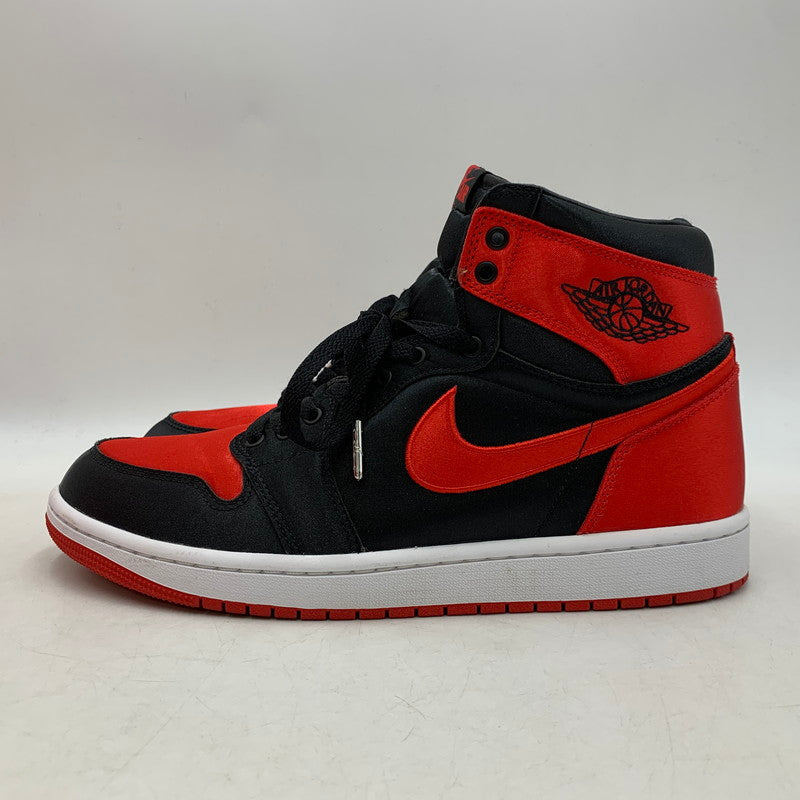 【中古品】【メンズ】 NIKE ナイキ FD4810-061 WOMEN'S AIR JORDAN 1 RETRO HIGH OG SATIN BRED ウィメンズ エア ジョーダン 1 レトロ ハイ サテンブレッド スニーカー 靴 160-260416-kh-18-izu サイズ：28 カラー：BLACK/UNIVERSTY RED-WHITE 万代Net店