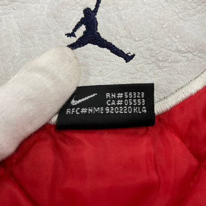 【中古品】【メンズ】 JORDAN BRAND ジョーダン ブランド 20周年モデル 2005 LIMITED EDITION WOOL×LEATHER STADIUM JACKET リミテッド エディション ウール レザー スタジアム ジャケット アウター 146-260418-cs-07-izu サイズ：XXL カラー：ネイビー×ホワイト 万代Net店