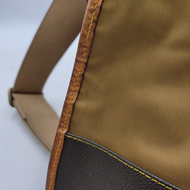【中古品】【メンズ/レディース】 HUNTING WORLD ハンティングワールド SHOULDER BAG ショルダーバッグ カバン 鞄 188-260419-as-08-izu カラー：ブラウン系 万代Net店