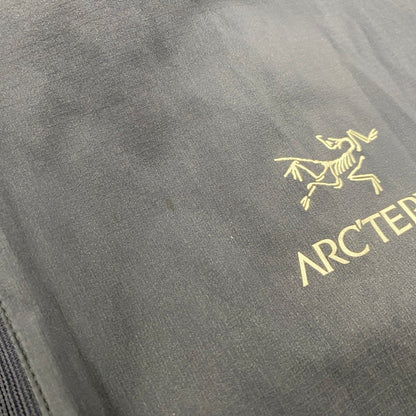 【中古品】【メンズ】 ARC’TERYX アークテリクス 28550-133479 NODIN JACKET ノディン ジャケット アウター 144-260419-cs-02-izu サイズ：L カラー：ネイビー 万代Net店