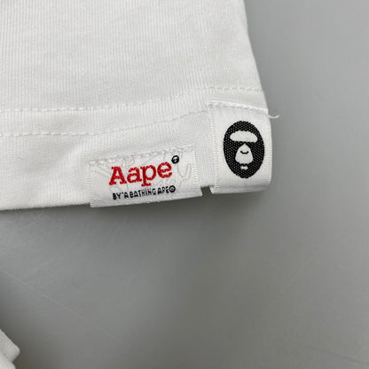 【中古品】【メンズ】 AAPE BY A BATHING APE エーエイプ バイ ア ベイシング エイプ AAPTEM1432XXO AAPE THEME MAIN TEE エーエイプ テーマ メイン Tシャツ トップス 半袖 142-260423-ya-09-izu サイズ：S カラー：WHITE 万代Net店