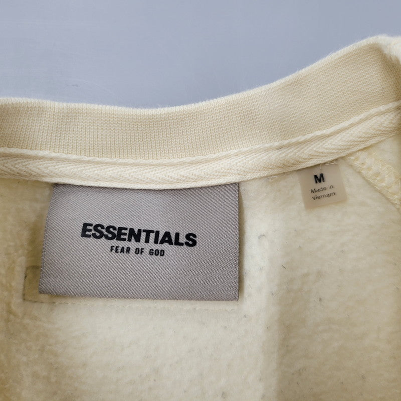 【中古品】【メンズ】 FEAR OF GOD ESSENTIALS フィア オブ ゴッド エッセンシャルズ PULL-OVER CREWNECK プルオーバー クルーネック スウェット 142-260420-as-03-izu サイズ：M カラー：クリーム 万代Net店