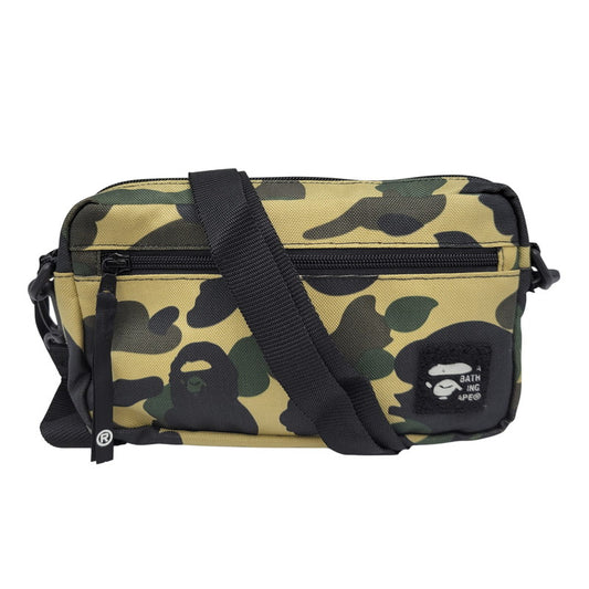 【中古品】【メンズ/レディース】 A BATHING APE アベイシングエイプ 001GDB701041X 1ST CAMO CORDURA MINI SHOULDER BAG カモ コーデュラ ミニ ショルダー バッグ カバン 鞄 188-260424-cs-15-izu カラー：マルチ 万代Net店