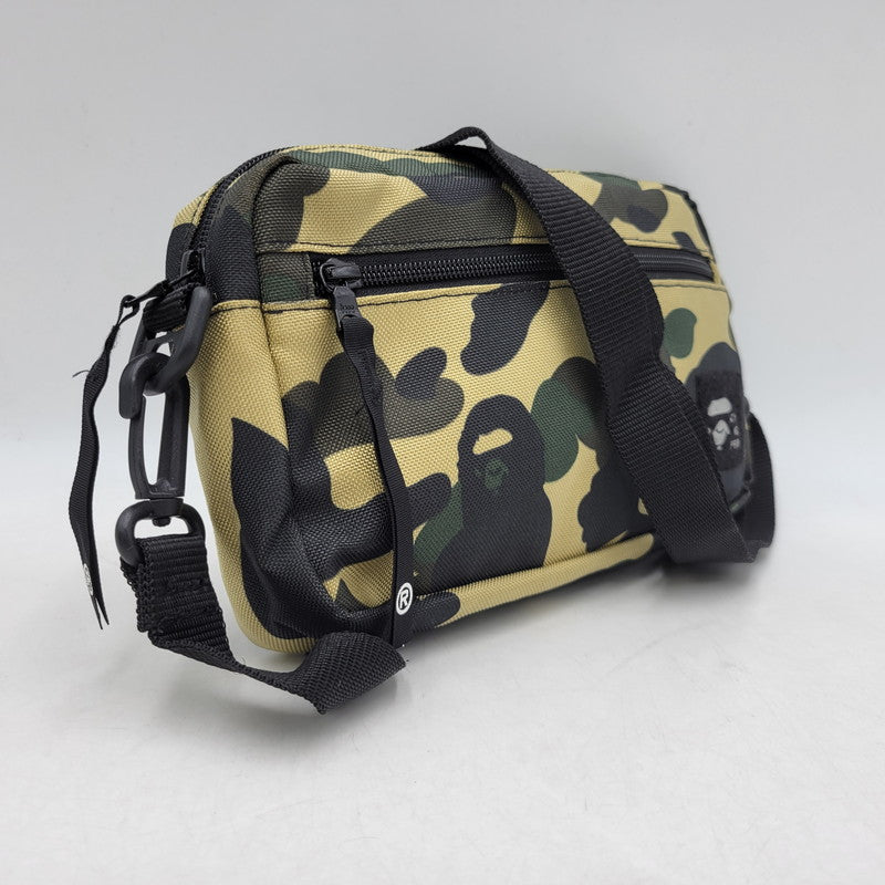 【中古品】【メンズ/レディース】 A BATHING APE アベイシングエイプ 001GDB701041X 1ST CAMO CORDURA MINI SHOULDER BAG カモ コーデュラ ミニ ショルダー バッグ カバン 鞄 188-260424-cs-15-izu カラー：マルチ 万代Net店