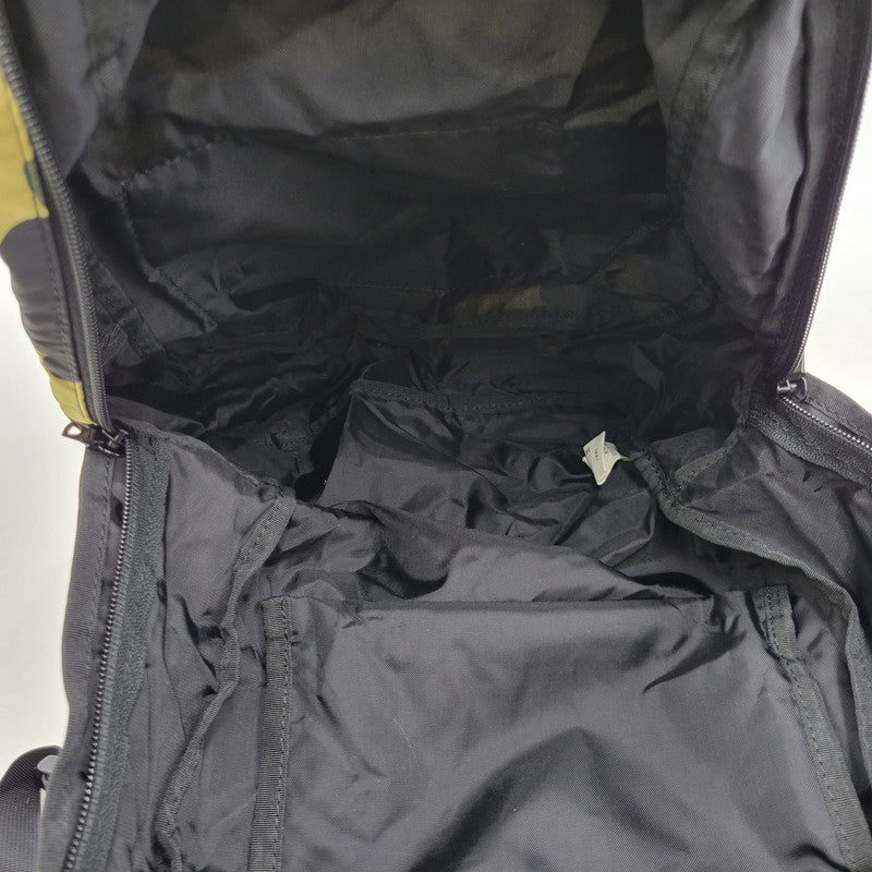 【中古品】【メンズ/レディース】 A BATHING APE アベイシングエイプ 1910-482-042 1ST CAMO COMPACT BACKPACK カモ コンパクト バックパック カバン 鞄 188-260424-cs-14-izu カラー：マルチ 万代Net店