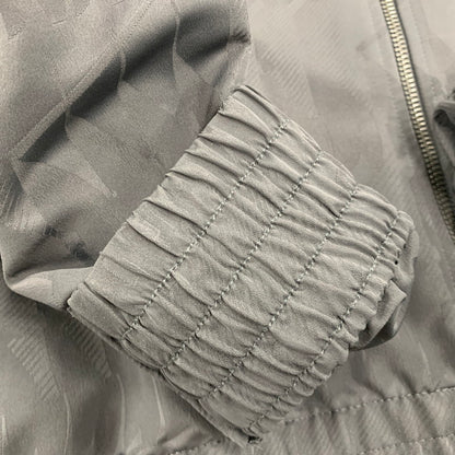 【中古品】【メンズ】 PUMA プーマ THE NEVERWORN IV T7 TRACK JACKET 632509-44 ザ ネヴァーウォーン IV T7 トラックジャケット 148-260423-as-05-izu サイズ：M カラー：グレー 万代Net店