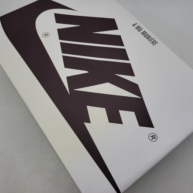 【中古品】【メンズ】 NIKE ナイキ × A MA MANIERE ア マ マニエール AIR JORDAN 1 RETRO HIGH OG DO7097-100 エア ジョーダン 1 レトロ ハイ OG コラボ スニーカー シューズ 靴 160-260424-ay-01-izu サイズ：29cm カラー：SAIL/BURGUNDY CRUSH 万代Net店
