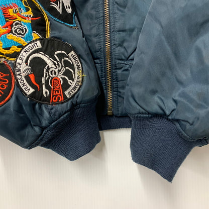 【中古品】【メンズ】 BLUE VACATION ブルーバケーション PATCH MA-1 FLIGHT JACKET パッチ エムエーワン フライト ジャケット アウター 146-260424-cs-09-izu サイズ：不明 カラー：ネイビー 万代Net店