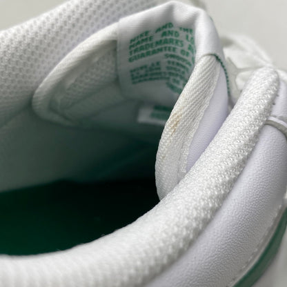 【中古美品】【メンズ】 NIKE ナイキ AIR FORCE 1 '07 FJ4146-102 エア フォース 1 '07 スニーカー シューズ 靴 160-260426-as-10-izu サイズ：28.5cm カラー：WHITE/MALACHITE-WHITE 万代Net店