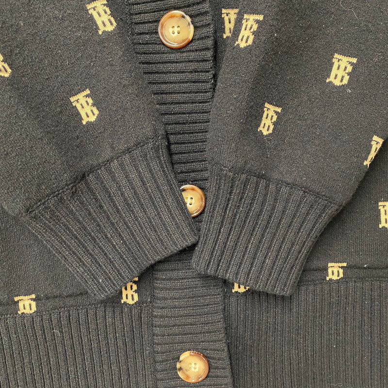 【中古品】【メンズ】 BURBERRY バーバリー 8021033 TB LOGO 総柄 CARDIGAN TBロゴ カーディガン トップス 141-260426-kh-03-izu サイズ：M カラー：ブラック×ベージュ 万代Net店