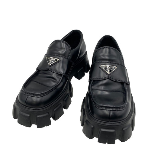 【中古品】【メンズ】 PRADA プラダ 2DE129 モノリス ブラッシュドレザー ローファー シューズ 靴 183-260426-as-03-izu サイズ：8 カラー：ブラック 万代Net店