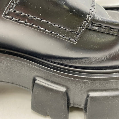 【中古品】【メンズ】 PRADA プラダ 2DE129 モノリス ブラッシュドレザー ローファー シューズ 靴 183-260426-as-03-izu サイズ：8 カラー：ブラック 万代Net店