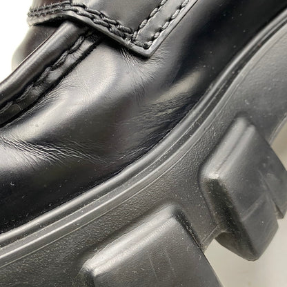 【中古品】【メンズ】 PRADA プラダ 2DE129 モノリス ブラッシュドレザー ローファー シューズ 靴 183-260426-as-03-izu サイズ：8 カラー：ブラック 万代Net店