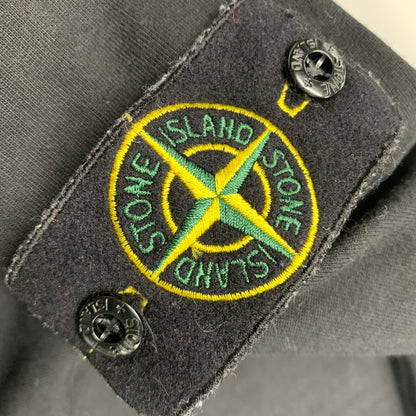 【中古品】【メンズ】 STONE ISLAND ストーンアイランド K2S156100075 国内正規 HEAVY COTTON JERSEY ヘビーコットンジャージー トップス 長袖 141-260427-ya-08-izu サイズ：XS カラー：BLACK 万代Net店