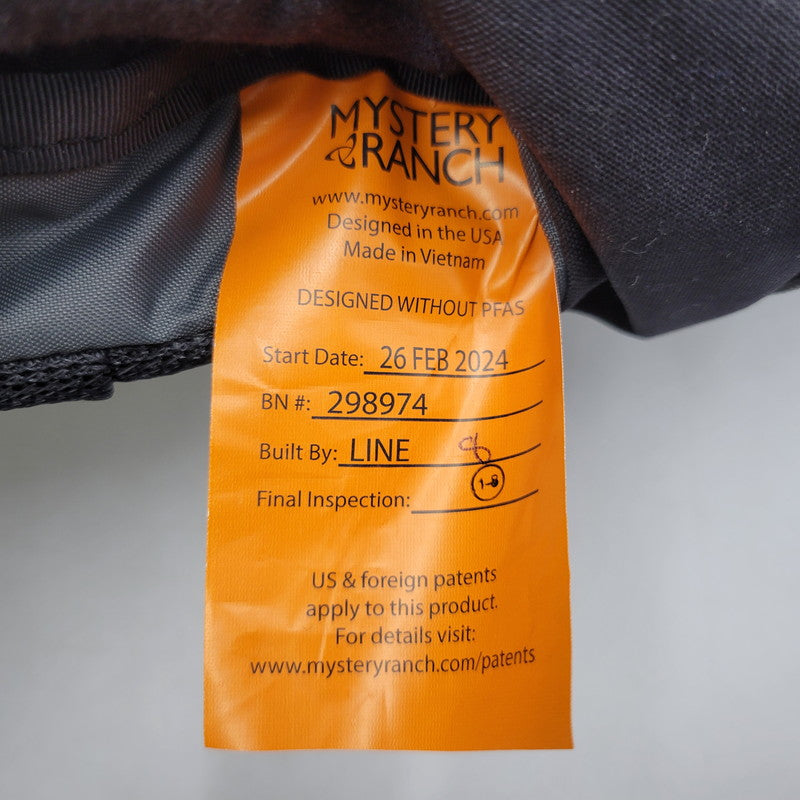 【中古品】【メンズ/レディース】 MYSTERY RANCH ミステリーランチ BACK PACK 26 FEB 2024 298974 バックパック リュック 鞄 カバン 188-260427-ay-06-izu カラー：ブラック 万代Net店