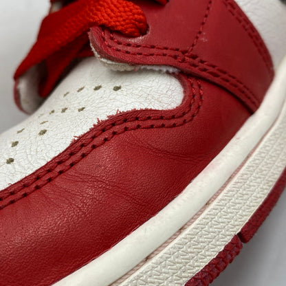 【中古品】【メンズ/レディース】 NIKE ナイキ AIR JORDAN 1 RETRO HIGH OG DZ5485-612 エア ジョーダン 1 レトロ ハイ OG スニーカー シューズ 靴 160-260501-as-05-izu サイズ：26cm カラー：ARSITY RED/BLACK-SAIL-MUSLIN 万代Net店