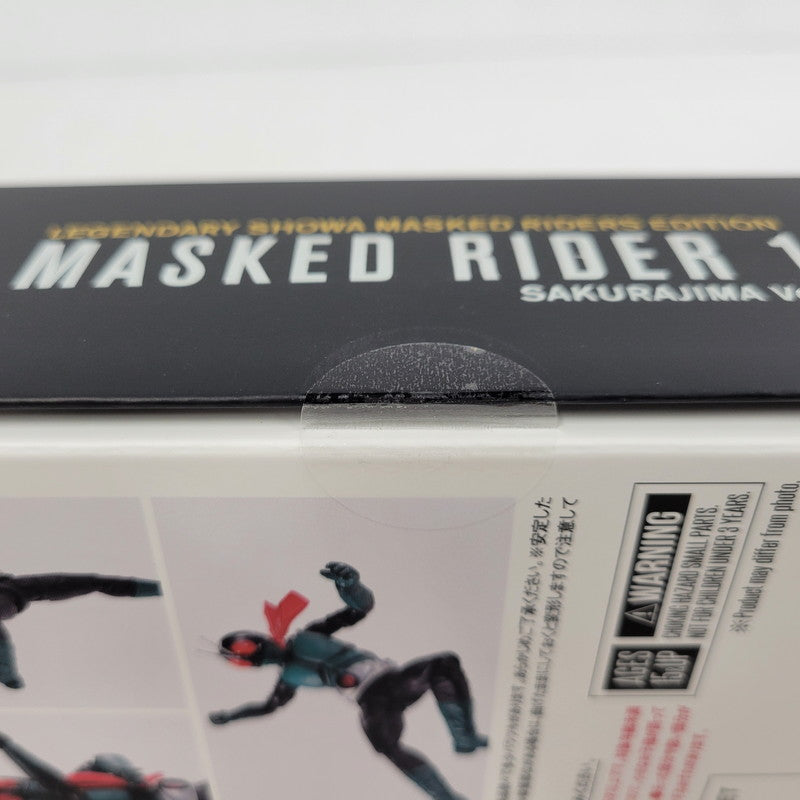 【中古美品】 S.H.Figuarts 真骨彫製法 仮面ライダー1号(桜島Ver.) 栄光の昭和ライダーエディション 042-260604-kk-15-izuh 万代Net店