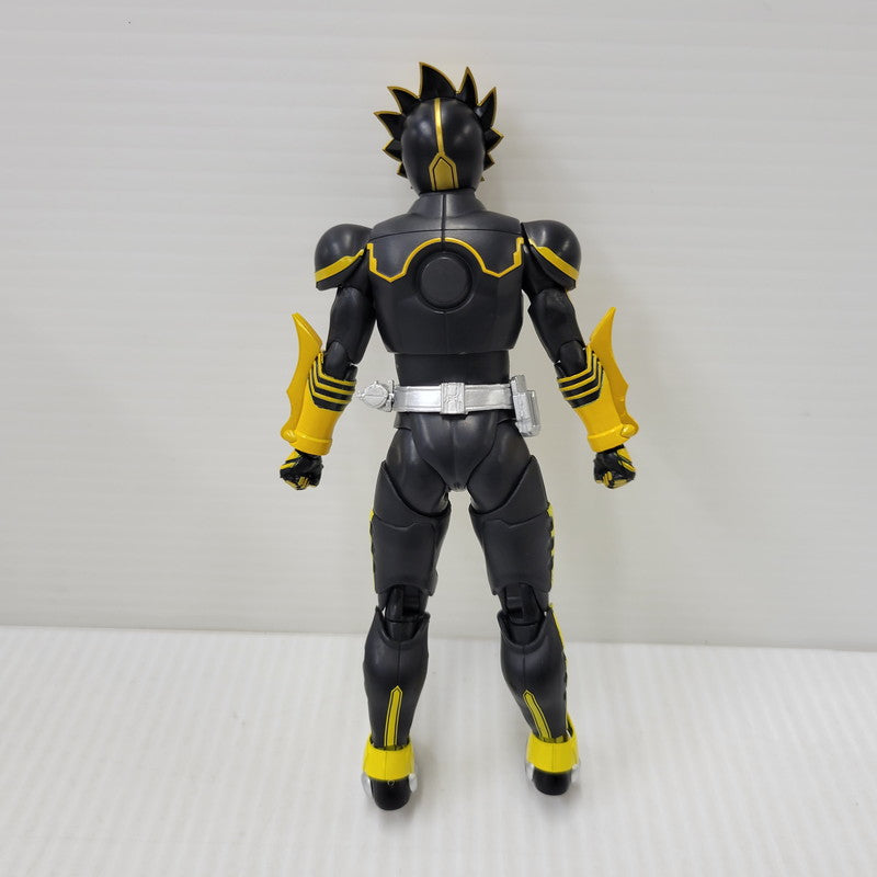 【中古品】 S.H.F 真骨彫製法 仮面ライダーオーズ ラトラーターコンボ 042-260929-mh-01-izuh 万代Net店