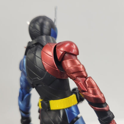 【中古品】 S.H.F 仮面ライダービルド ラビットタンクフォーム 20 Kamen Rider Kicks ver. 042-260807-kk-07-izuh 万代Net店