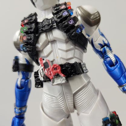 【中古品】 S.H.F 真骨彫製法 仮面ライダーエターナル 042-260810-kk-06-izuh 万代Net店
