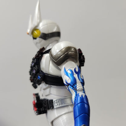 【中古品】 S.H.F 真骨彫製法 仮面ライダーエターナル 042-260810-kk-06-izuh 万代Net店