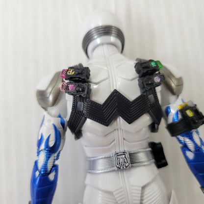 【中古品】 S.H.F 真骨彫製法 仮面ライダーエターナル 042-260810-kk-06-izuh 万代Net店