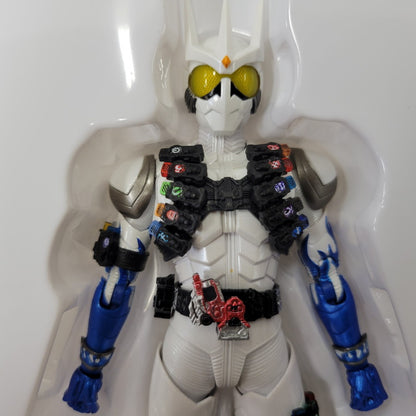 【中古品】 S.H.F 真骨彫製法 仮面ライダーエターナル 042-260810-kk-06-izuh 万代Net店