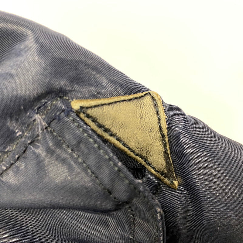 【現状渡し品】【メンズ】 U.S.AIR FORCE 8310-480200-461 AF 33-038-30082 MIL-J-6279 S.W.GARMENT CO.社製 TALON ZIP アザラシファー 推定50S N-3A FLIGHT JACKET フライト ジャケット アウター 146-260506-cs-19-izu サイズ：XL カラー：ネイビー 万代Net店