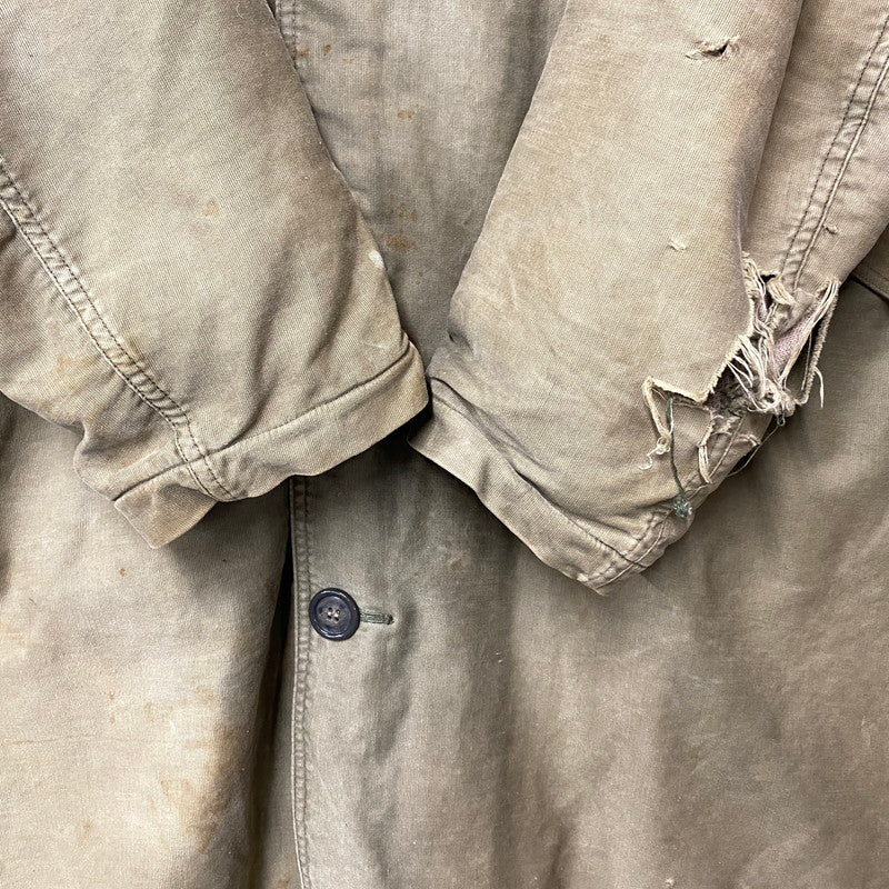 【現状渡し品】【メンズ】 U.S.NAVY U.S.ネイビー NAVY DEPARTMENT CONMAR ZIP N-2 DECK COAT WOOL LINING デッキコート ウールライニング アウター 146-260506-as-27-izu サイズ：40 カラー：カーキ 万代Net店