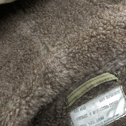 【現状渡し品】【メンズ】 U.S.NAVY U.S.ネイビー NAVY DEPARTMENT CONMAR ZIP N-2 DECK COAT WOOL LINING デッキコート ウールライニング アウター 146-260506-as-27-izu サイズ：40 カラー：カーキ 万代Net店