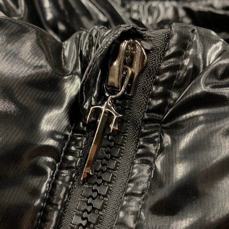 【中古品】【メンズ】 TRAPSTAR トラップスター 中綿 ARCH LOGO HOODIE JACKET アーチ ロゴ フーディー ジャケット アウター 142-260501-kh-10-izu サイズ：M カラー：ブラック 万代Net店