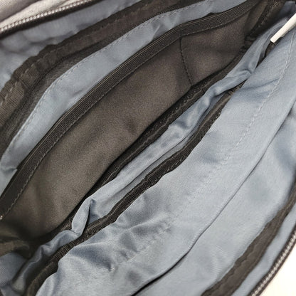 【中古美品】【メンズ/レディース】 NIID ニード R0 RADIANT CHEST BAG チェストバッグ ボディバッグ カバン 鞄 188-260506-as-46-izu カラー：グレー 万代Net店