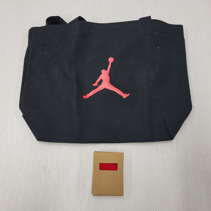 【中古品】【メンズ】 NIKE ナイキ WMNS AIR JORDAN 1 RETRO HI OG FD4810-061 ウィメンズ エアジョーダン 1 レトロ ハイ OG スニーカー シューズ 靴 160-260506-as-43-izu サイズ：28.5cm カラー：BLACK/UNIVERSTY RED-WHITE 万代Net店