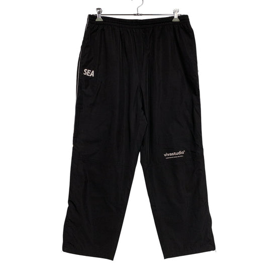 【中古品】【メンズ】 WIND AND SEA×VIVASTUDIO ウィンダンシー×ビバスタジオ VIVA-03 RIBSTOP TRACK PANTS リップストップ トラック パンツ ボトムス ズボン 153-260509-cs-10-izu サイズ：L カラー：ブラック 万代Net店