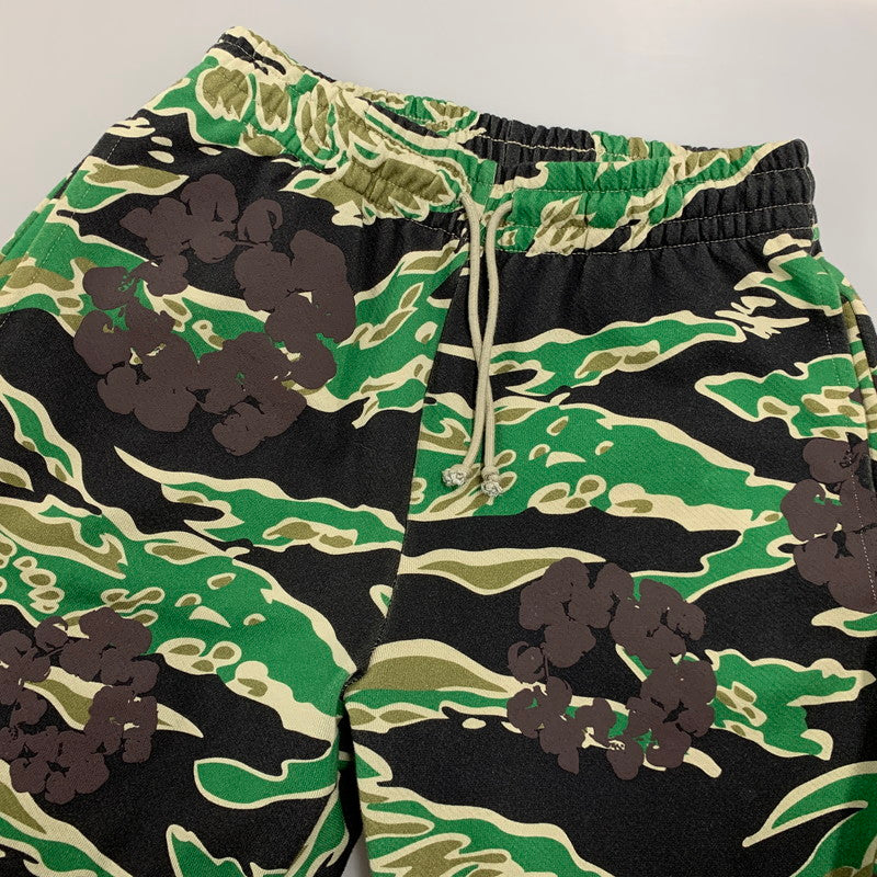 【中古品】【メンズ】 DENIM TEARS デニムティアーズ GREEN CAMO COTTON WREATH SWEATPANT グリーン カモ コットン リース スウェットパンツ ボトムス 153-260503-kh-08-izu サイズ：S カラー：マルチ 万代Net店
