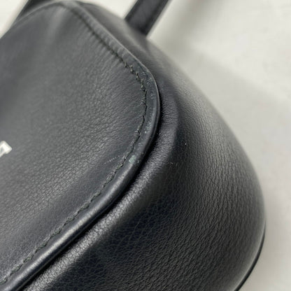 【中古品】【メンズ/レディース】 BALENCIAGA バレンシアガ 552372 EVERYDAY CAMERA BAG XS エヴリデイ カメラバッグ ショルダーバッグ 鞄 180-260503-kh-14-izu カラー：ブラック 万代Net店