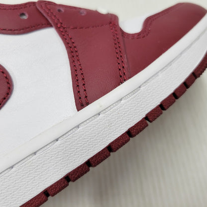 【中古美品】【メンズ】 NIKE ナイキ AIR JORDAN 1 RETRO HIGH OG DZ5485-160 エア ジョーダン 1 レトロ ハイ OG スニーカー シューズ 靴 160-260506-as-07-izu サイズ：26.5cm カラー：WHITE/TEAM RED 万代Net店