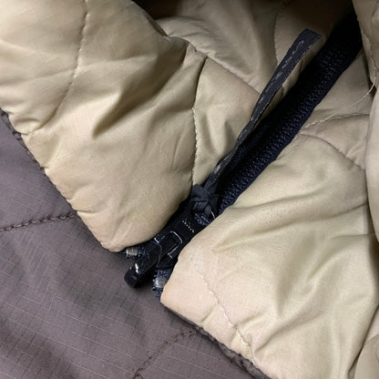 【現状渡し品】【メンズ】 WILD THINGS ワイルドシングス USA製 PRIMALOFT REVERSIBLE PADDED JACKET プリマロフト リバーシブル パデッド ジャケット アウター 144-260504-ya-09-izu サイズ：S カラー：ブラウン/ベージュ 万代Net店
