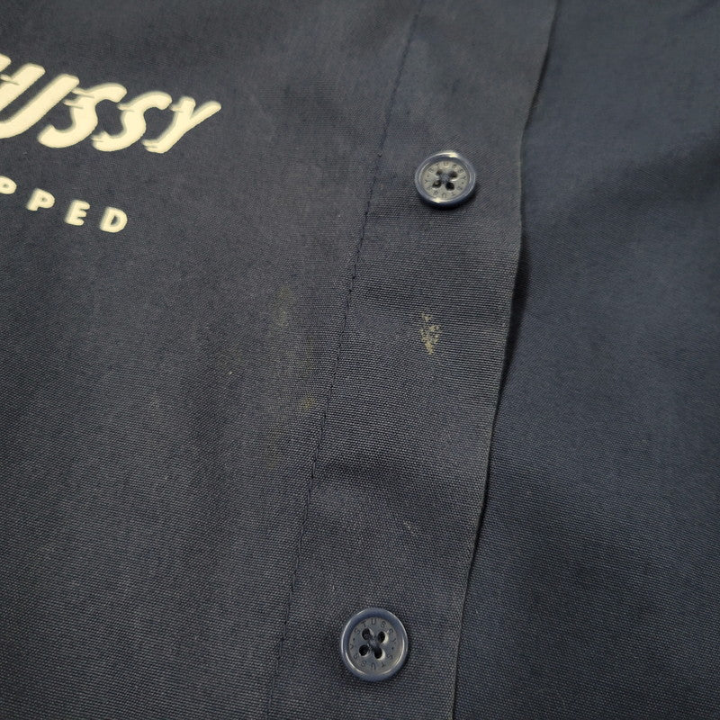 【中古品】【メンズ】 STUSSY ステューシー AUTHENTIC STUSSY EQUIPPED WORK SHIRT オーセンティック ワークシャツ 半袖 142-260513-as-02-izu サイズ：M カラー：ネイビー 万代Net店