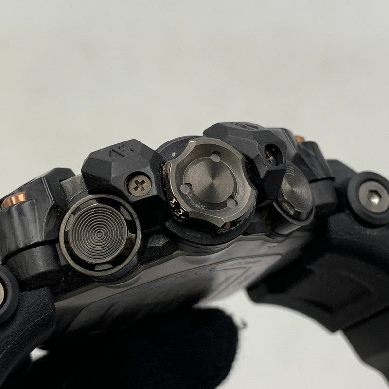 【中古品】【メンズ/レディース】 G-SHOCK ジーショック GWG-2000CR-1AJF MUDMASTER SOLAR DIGITAL WATCH マッドマスター ソーラー デジタル ウォッチ 腕時計 時計 196-260506-cs-03-izu サイズ：61.2 × 54.4 × 16.1 mm カラー：ブラック系 万代Net店