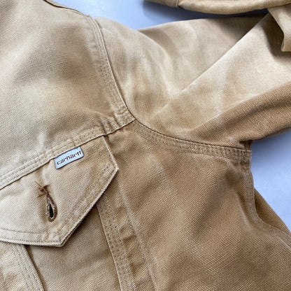 【現状渡し品】【メンズ】 Carhartt カーハート DUCK TRUCKER JACKET ダック トラッカージャケット アウター 146-260506-as-24-izu カラー：ベージュ 万代Net店