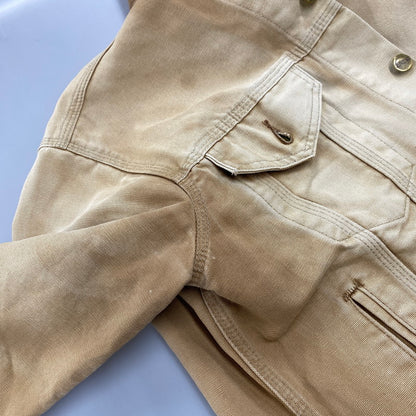 【現状渡し品】【メンズ】 Carhartt カーハート DUCK TRUCKER JACKET ダック トラッカージャケット アウター 146-260506-as-24-izu カラー：ベージュ 万代Net店