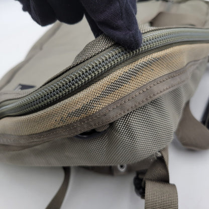 【現状渡し品】【メンズ】 GREGORY グレゴリー BUSINESS BAG ビジネスバッグ カバン 鞄 188-260516-as-39-izu カラー：カーキ 万代Net店