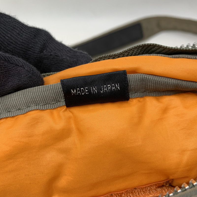 【中古品】【メンズ/レディース】 PORTER ポーター TANKER SHOULDER BAG タンカー ショルダー バッグ カバン 鞄 188-260506-cs-10-izu カラー：カーキ 万代Net店