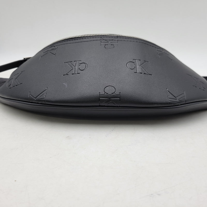 【中古品】【メンズ/レディース】 Calvin klein Jeans カルバンクラインジーンズ HH4106-UB1-OS モノグラムソフトウエストバッグ カバン 鞄 188-260516-as-42-izu サイズ：OS カラー：ブラック 万代Net店