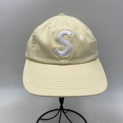 【中古品】【メンズ/レディース】 Supreme シュプリーム S LOGO 6-PANEL CAP Sロゴ 6パネル キャップ 帽子 185-260506-as-13-izu サイズ：ONE SIZE カラー：クリーム系 万代Net店